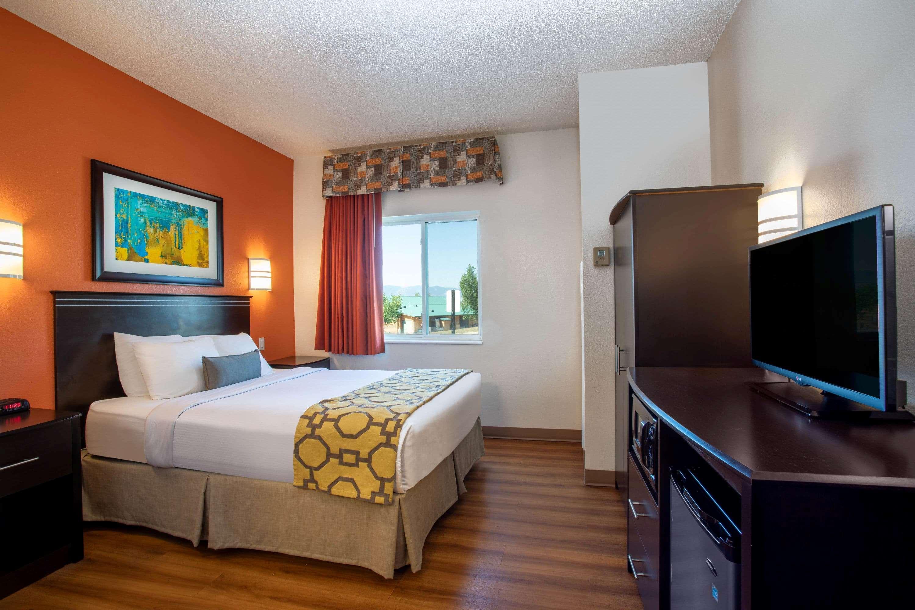 Baymont By Wyndham Sheridan Extérieur photo