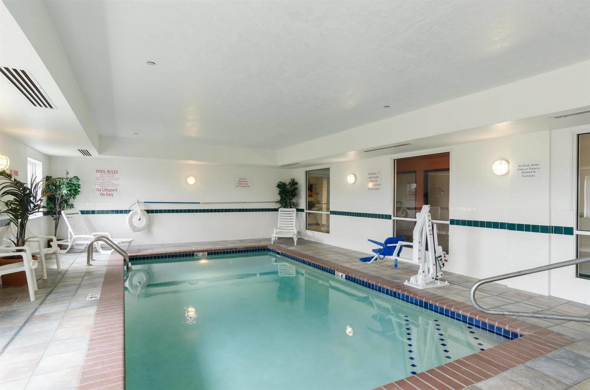 Baymont By Wyndham Sheridan Extérieur photo
