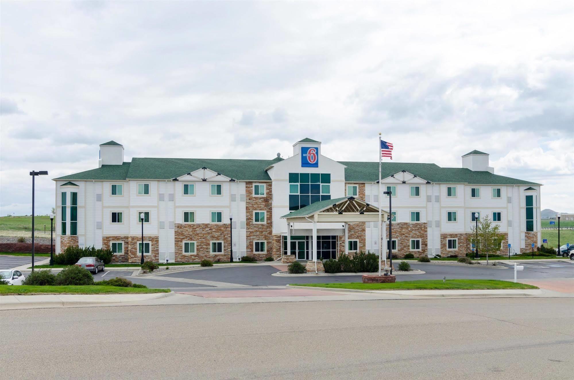 Baymont By Wyndham Sheridan Extérieur photo